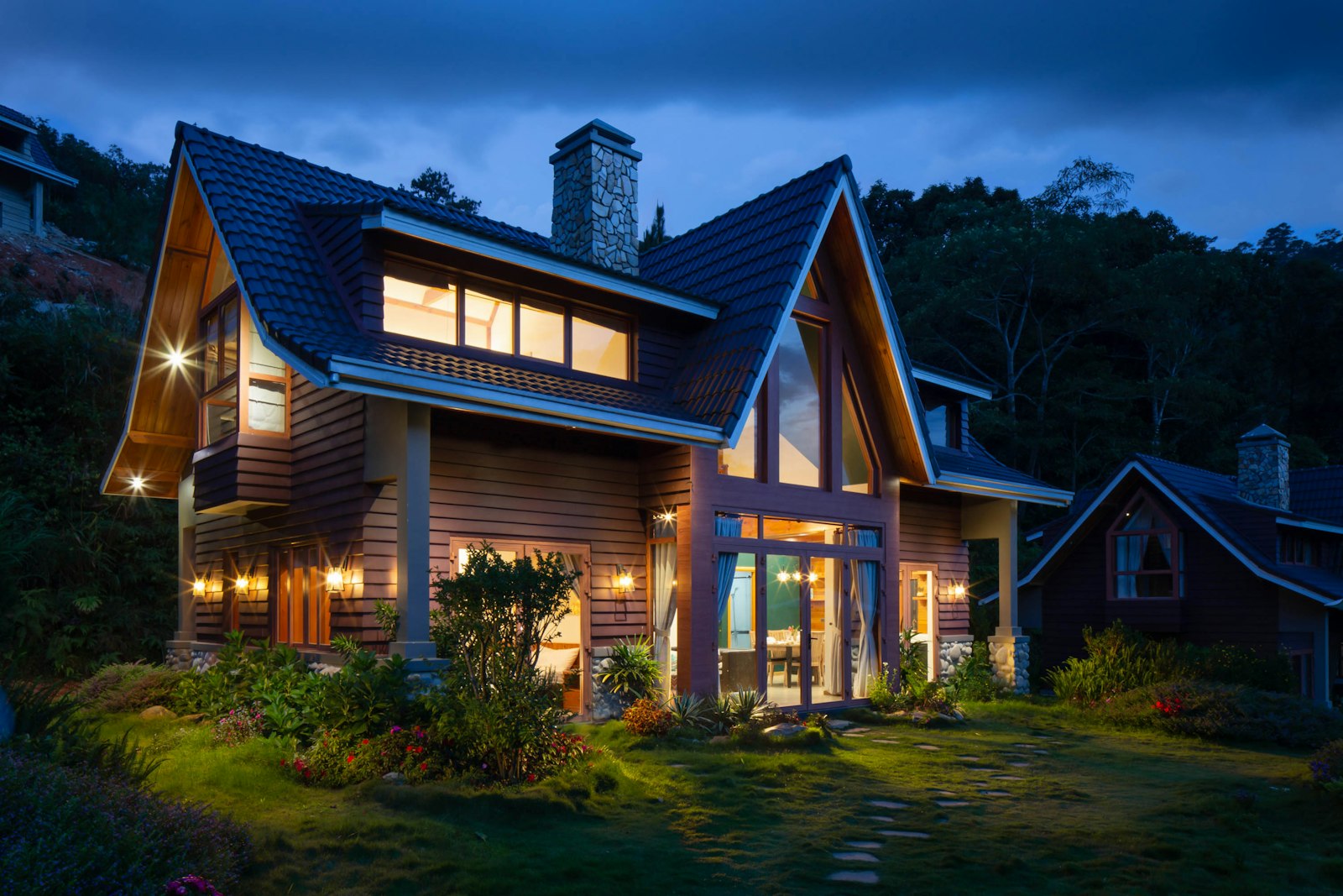 Acre real-estate portal concept: a property listing
